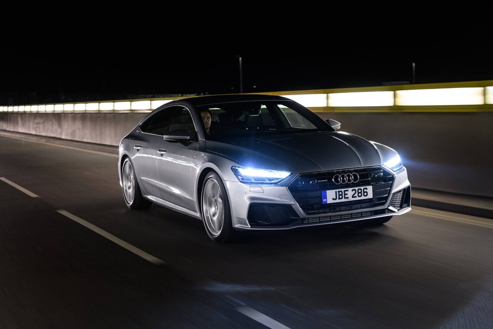 A7 Sportback 55 TFSI quattro 1st edition (Japan)