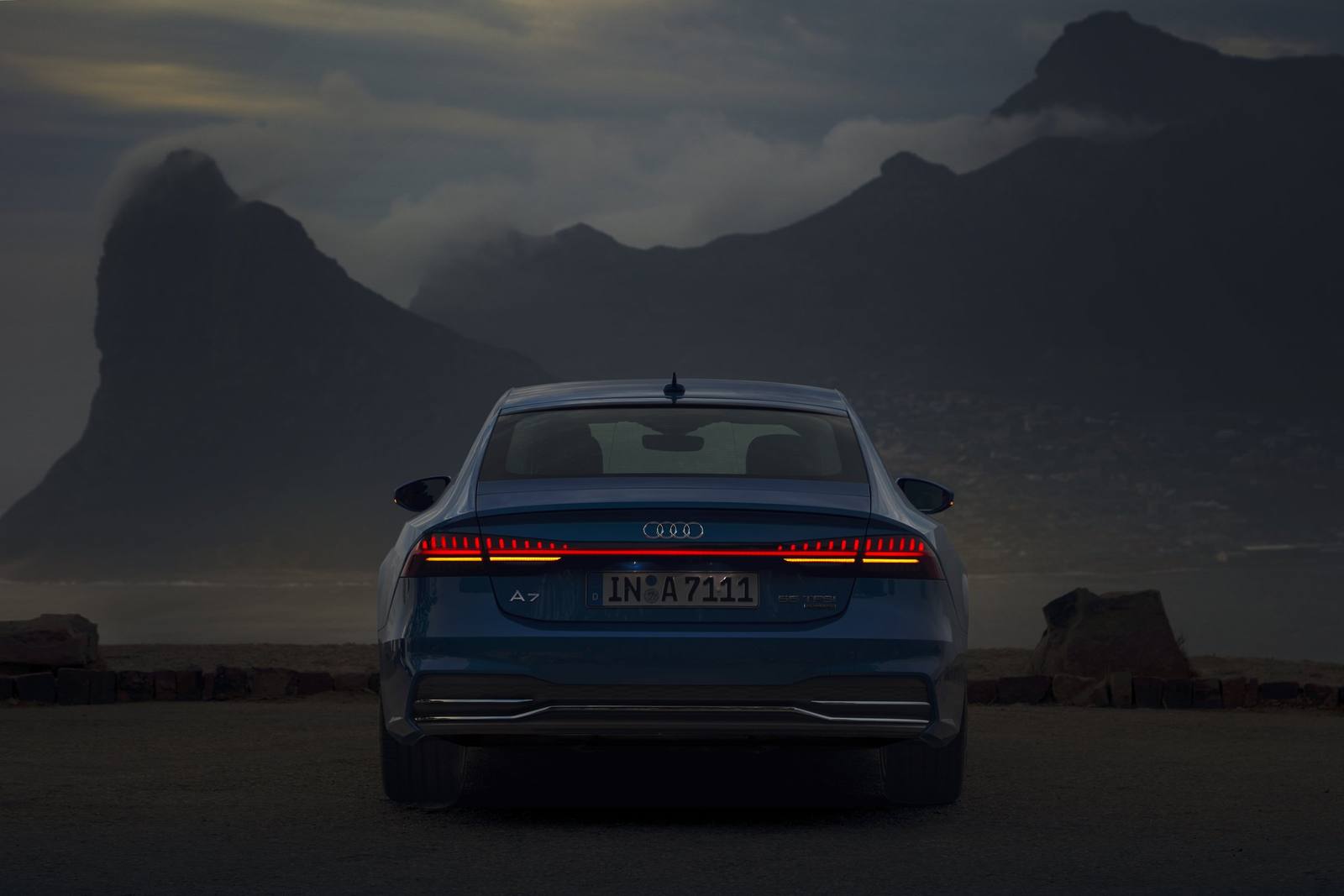 A7 Sportback 55 TFSI quattro 1st edition (Japan)