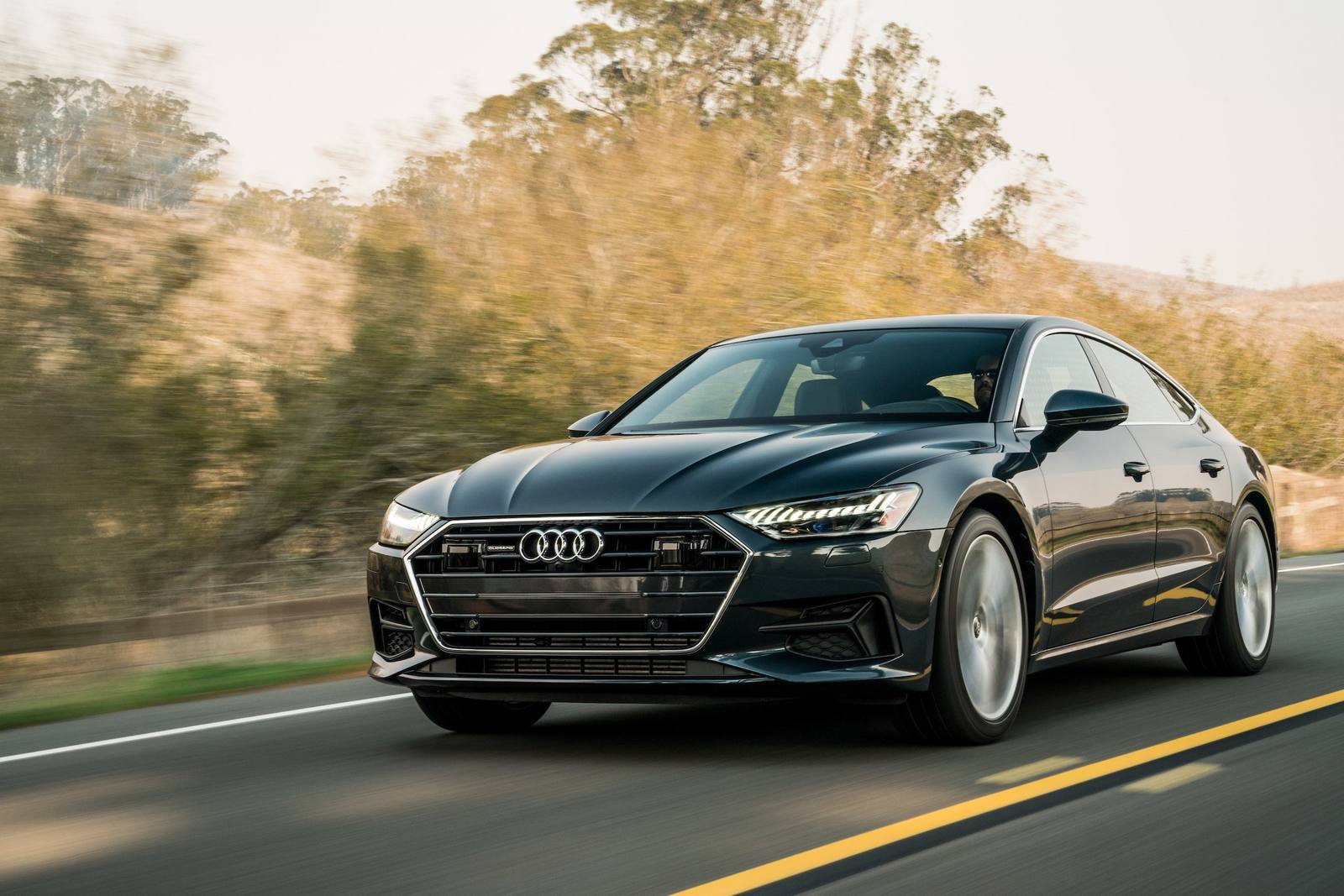 A7 Sportback 55 TFSI quattro 1st edition (Japan)