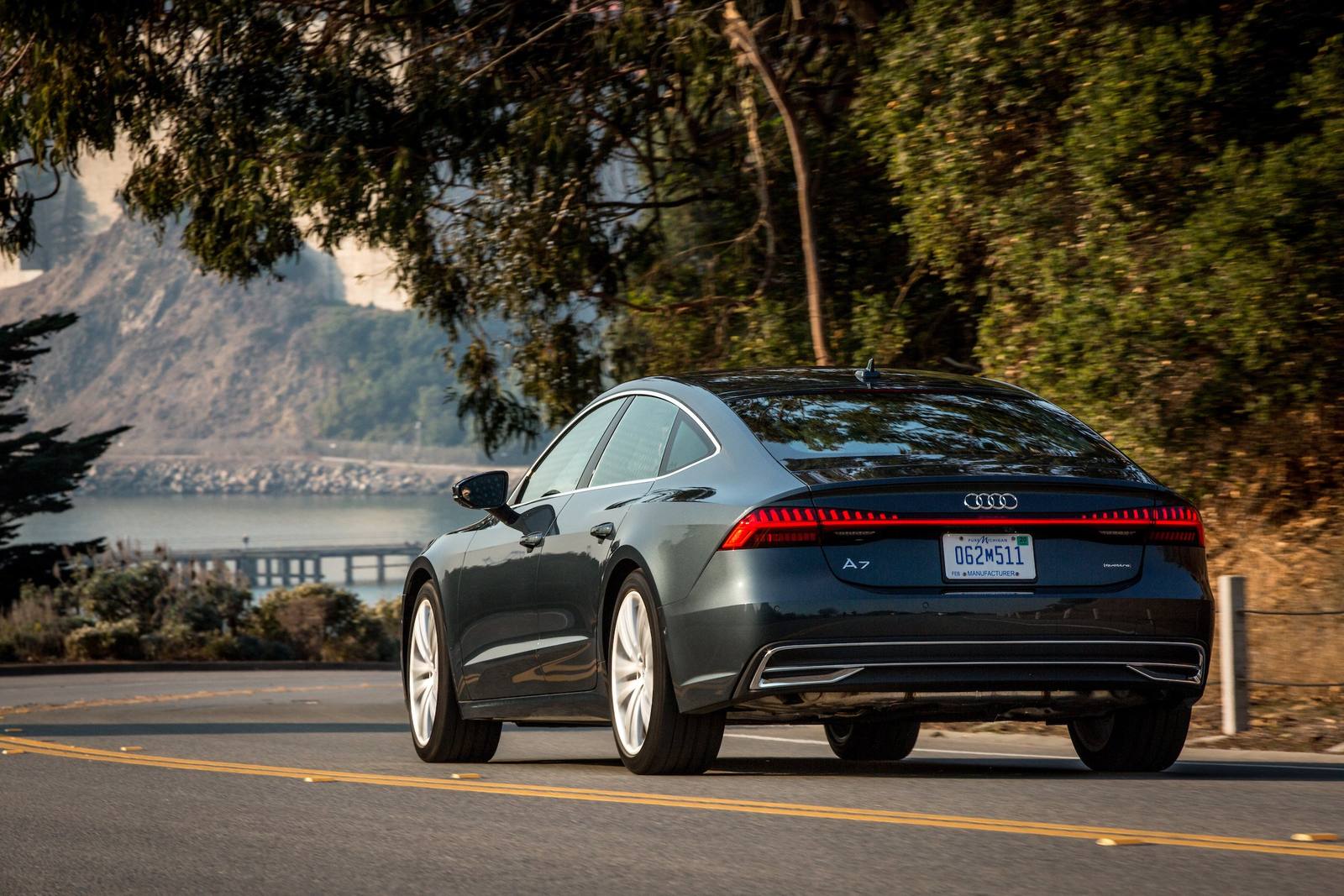 A7 Sportback 55 TFSI quattro 1st edition (Japan)