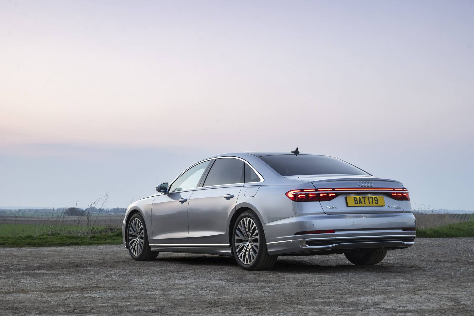 A8 55 TFSI quattro Grand Touring limited