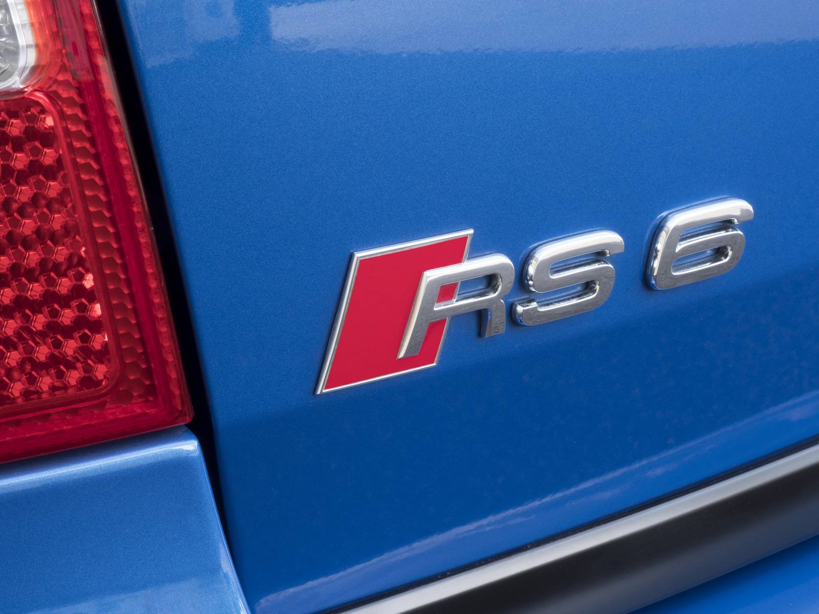 RS6 plus Avant