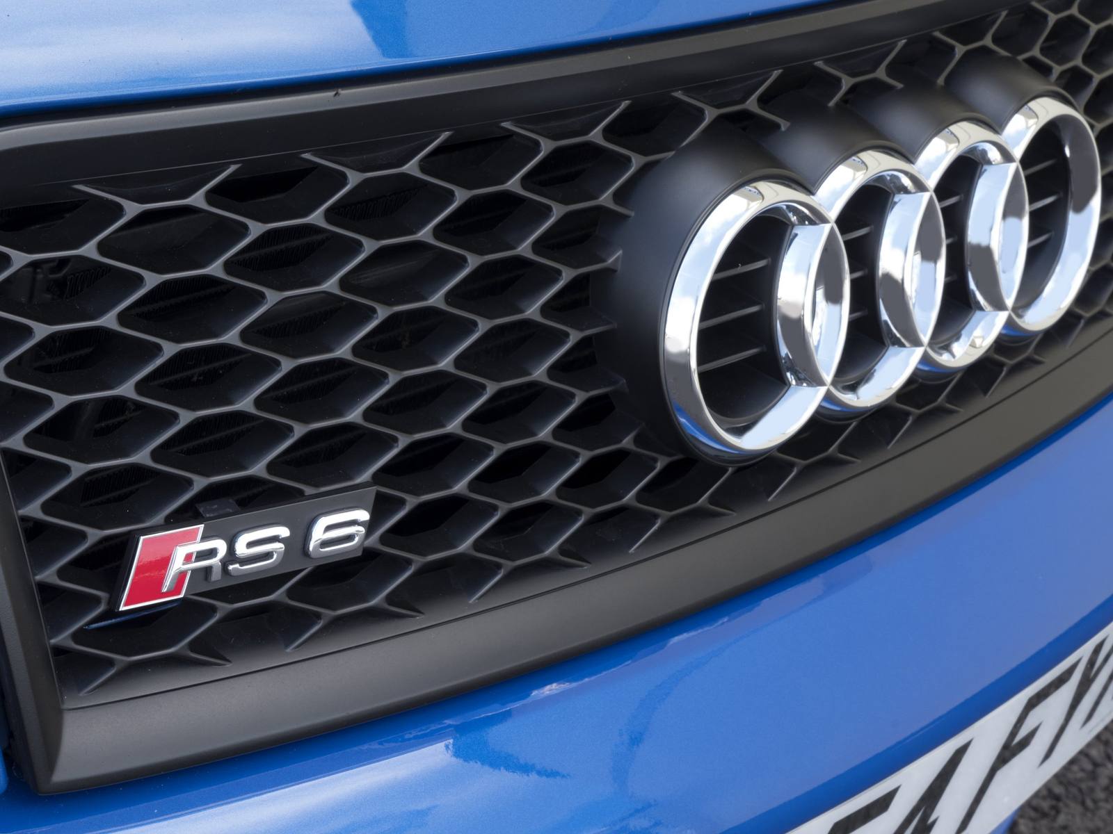 RS6 plus Avant