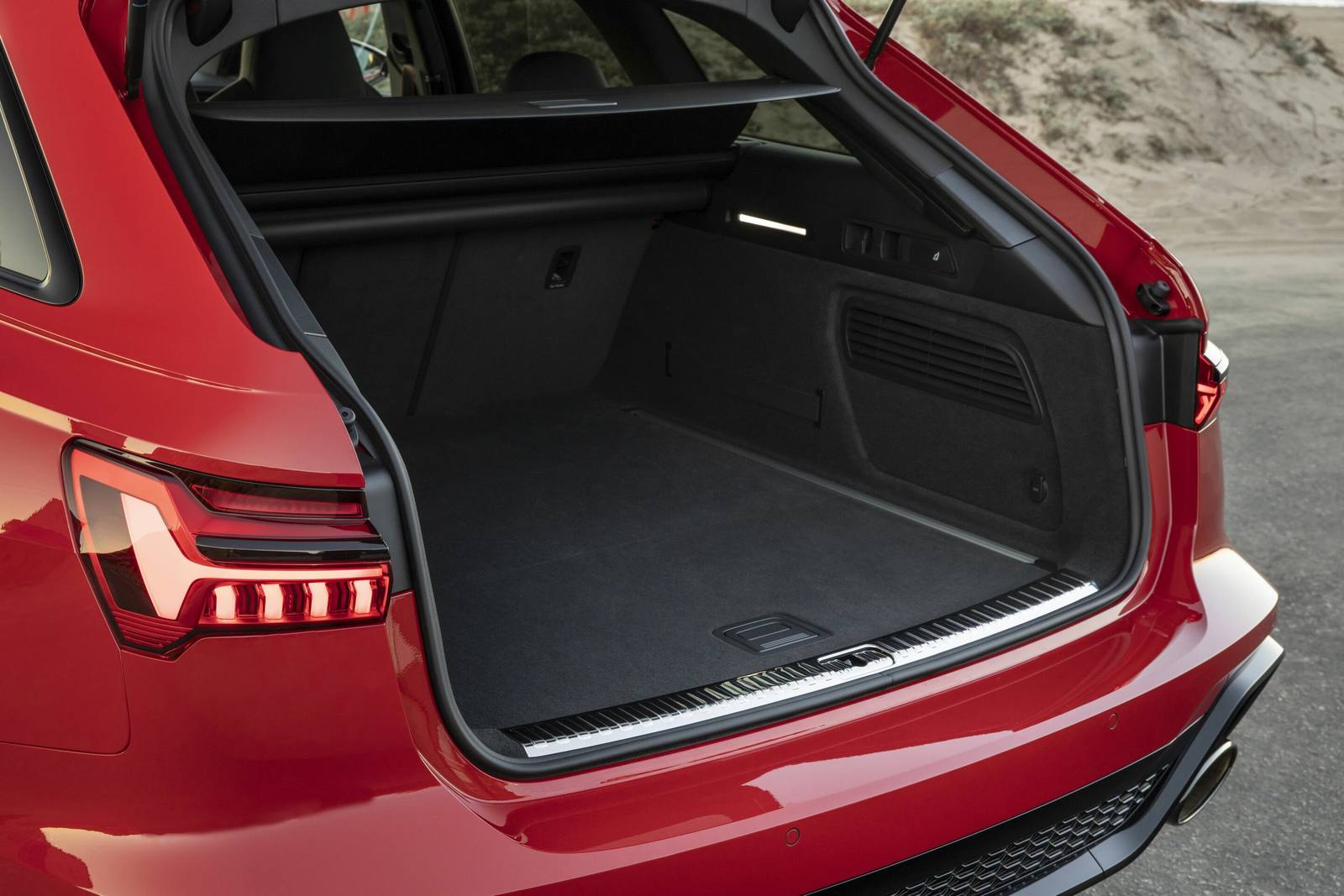 RS6 Avant 25 Years of RS package (EU)