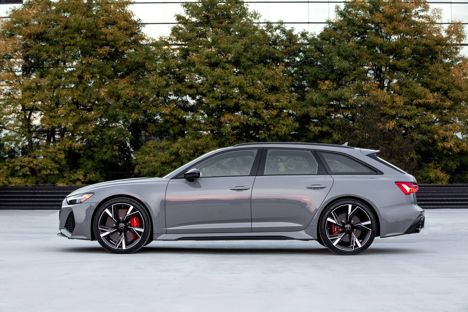 RS6 Avant 25 Years of RS package (EU)