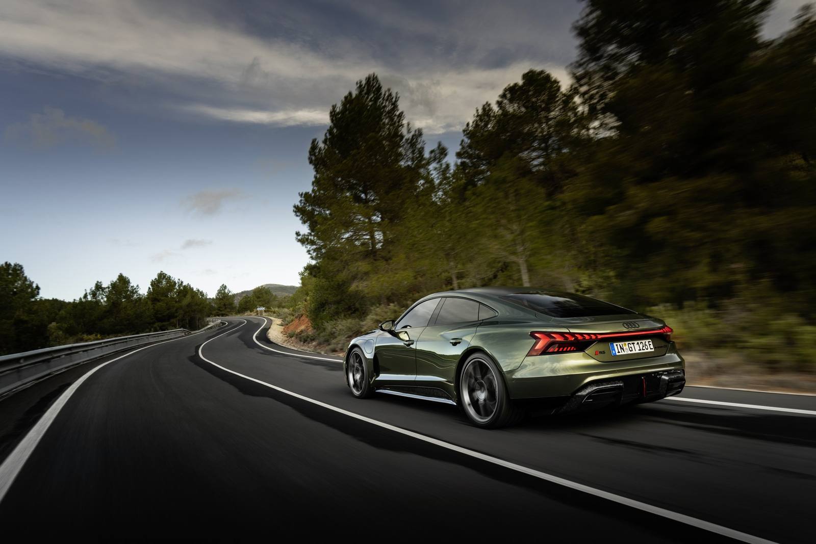 RS e-tron GT performance