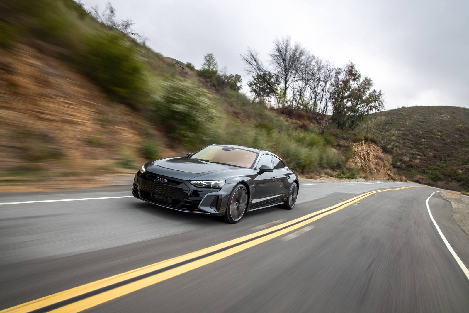 RS e-tron GT ice race edition
