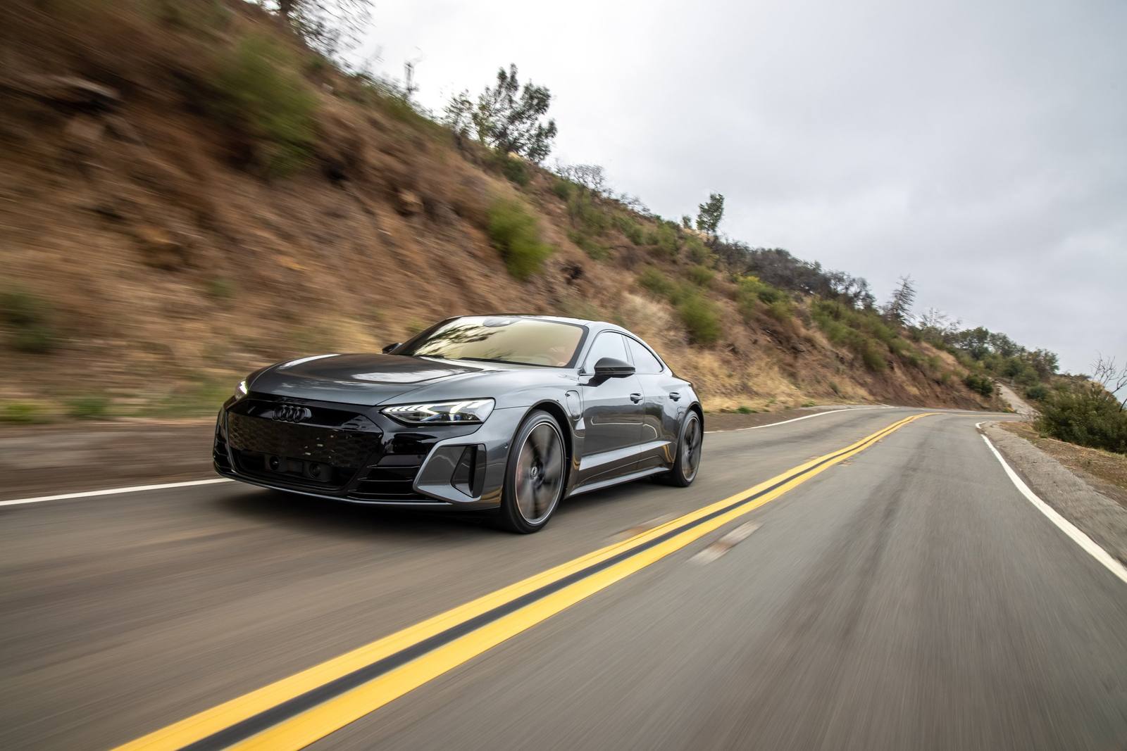 RS e-tron GT ice race edition