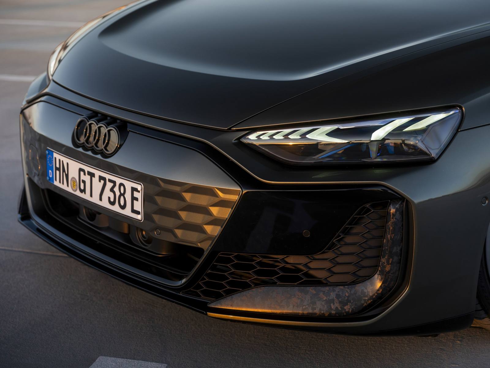 RS e-tron GT performance