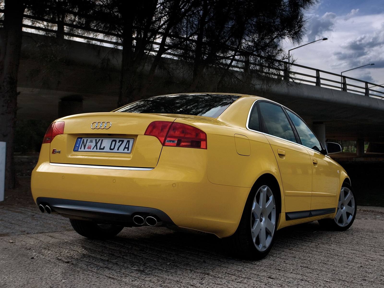 S4 25quattro