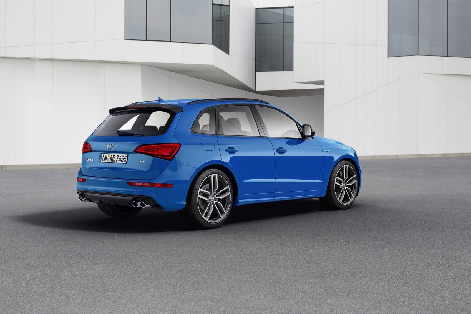 SQ5 TDI competition