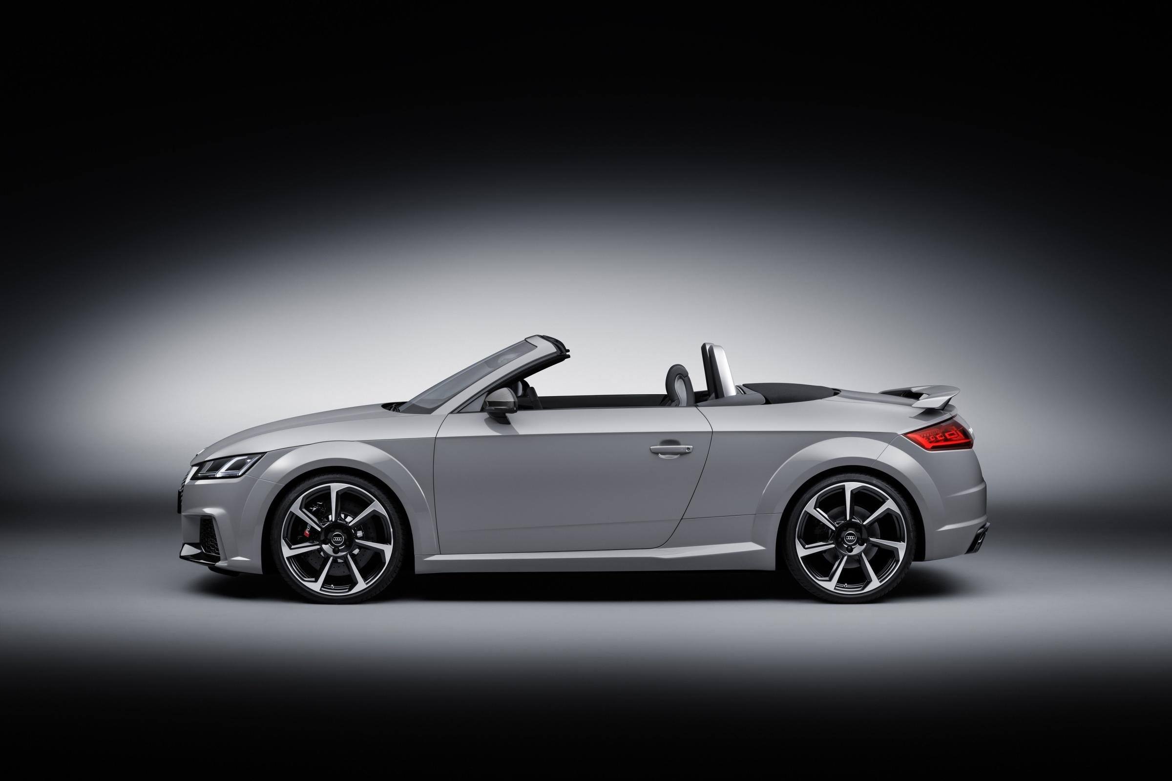 TT RS Roadster