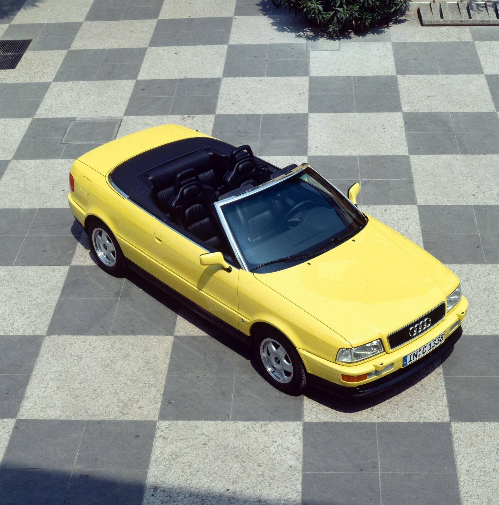 2.6 E