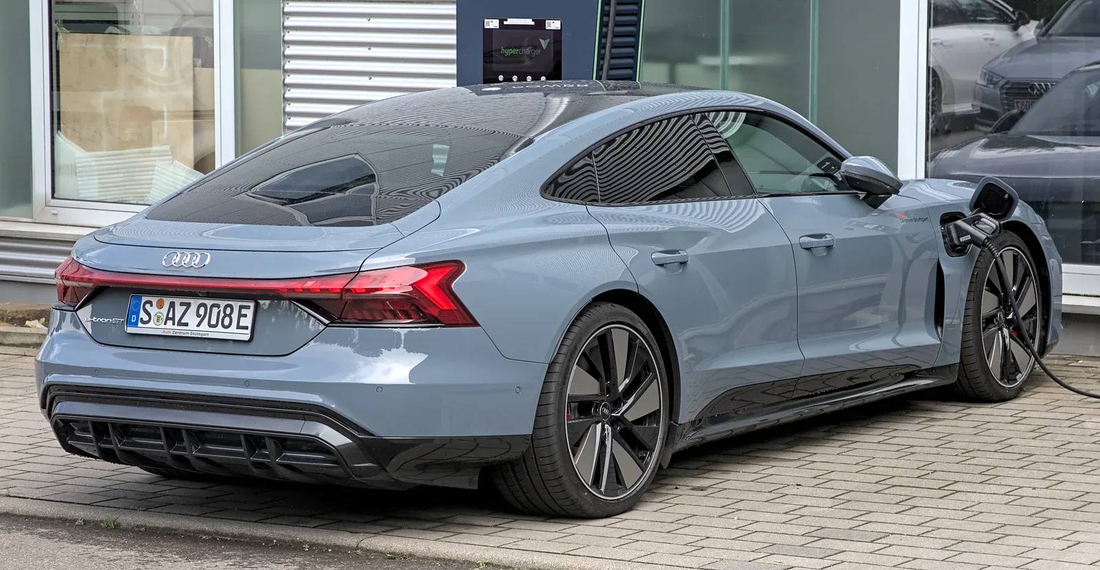 e-tron GT quattro (US)