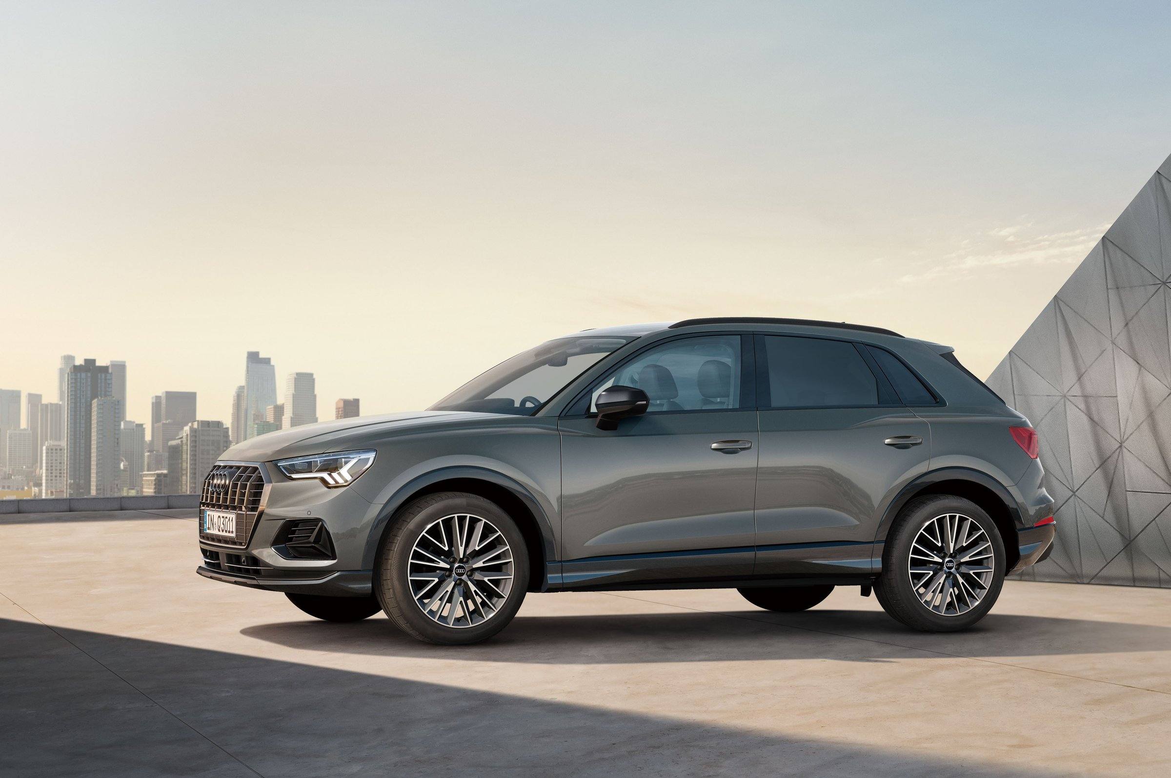 Q3 high style