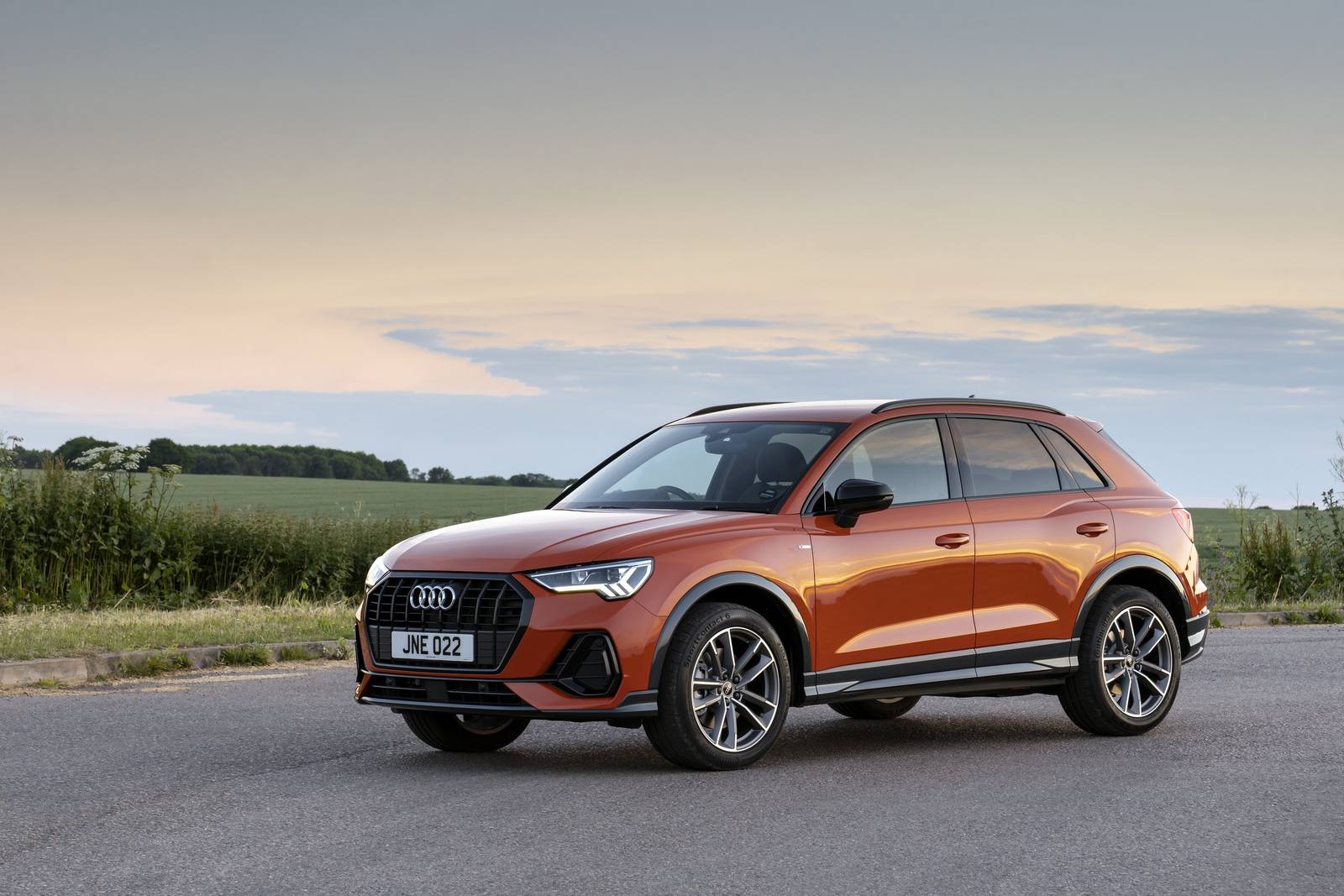 Q3 high style
