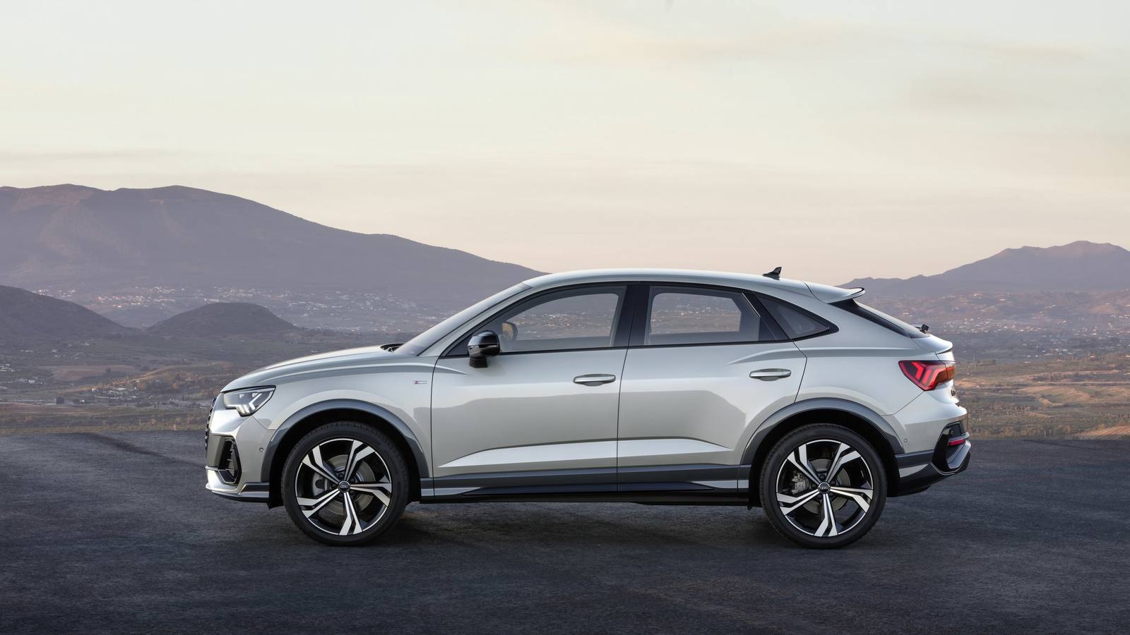 Q3 Sportback dynamic edition