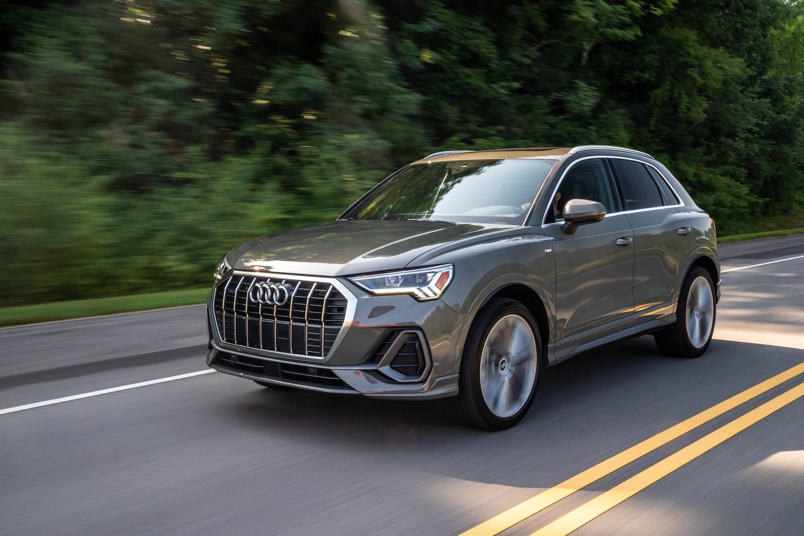 Q3 35 TFSI 45th Anniversary Edition China