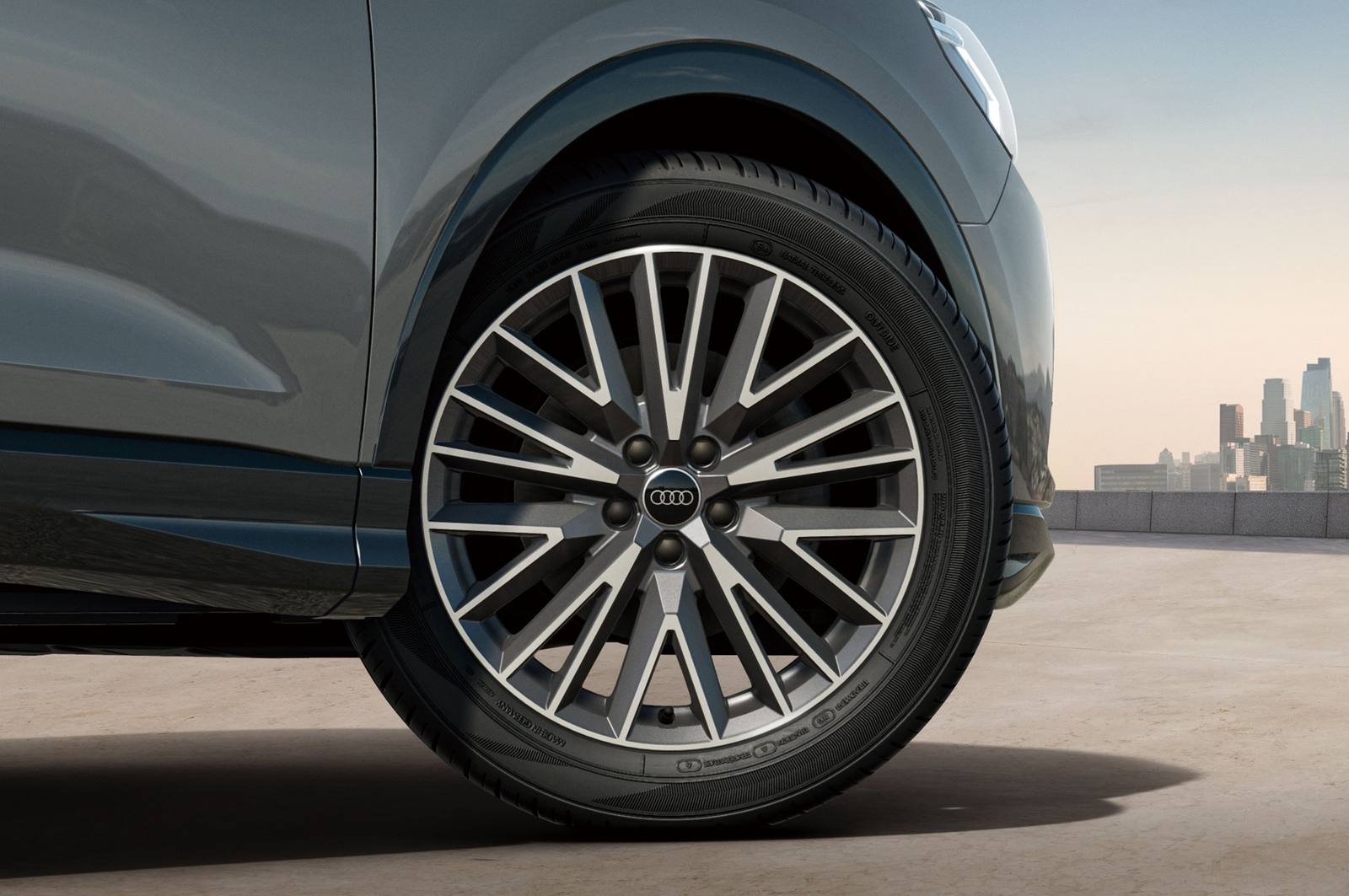 Q3 high style