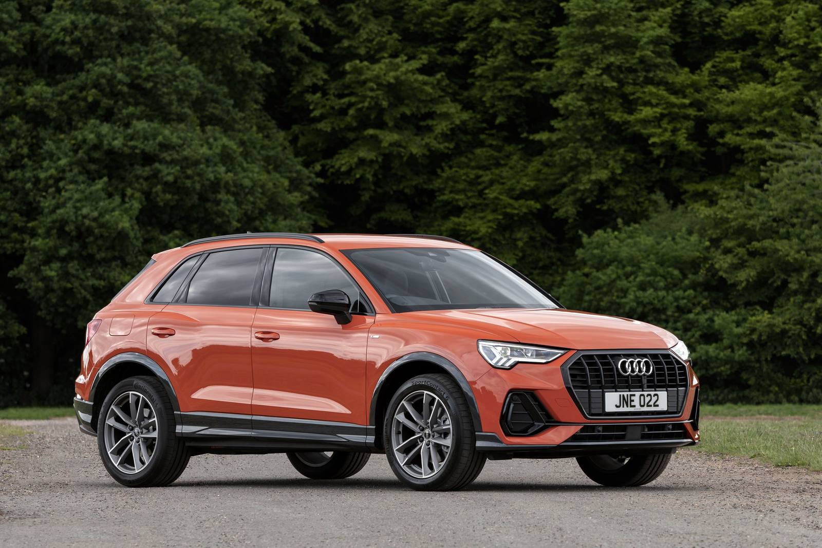 Q3 high style