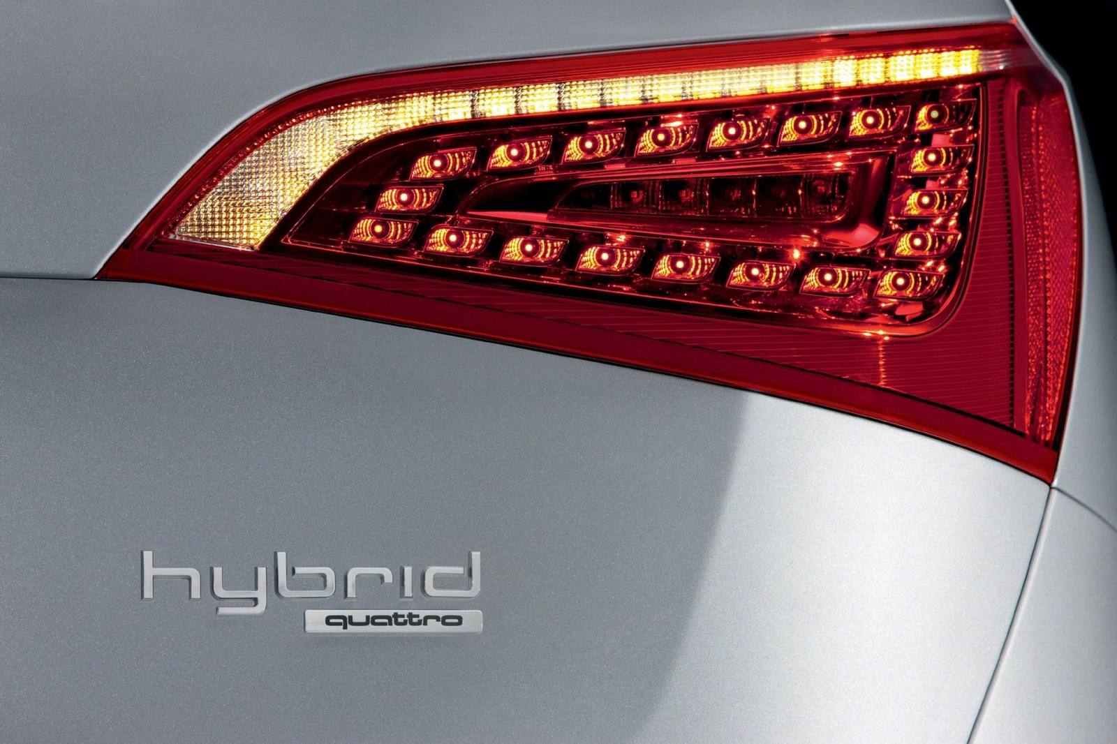 2.0 TFSI hybrid quattro