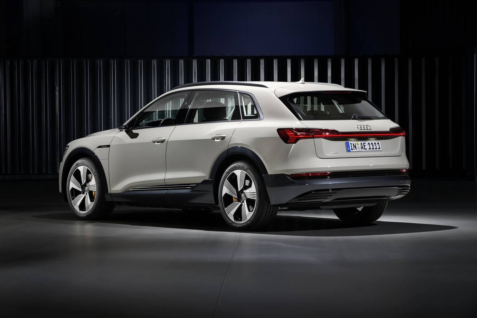 e-tron S quattro