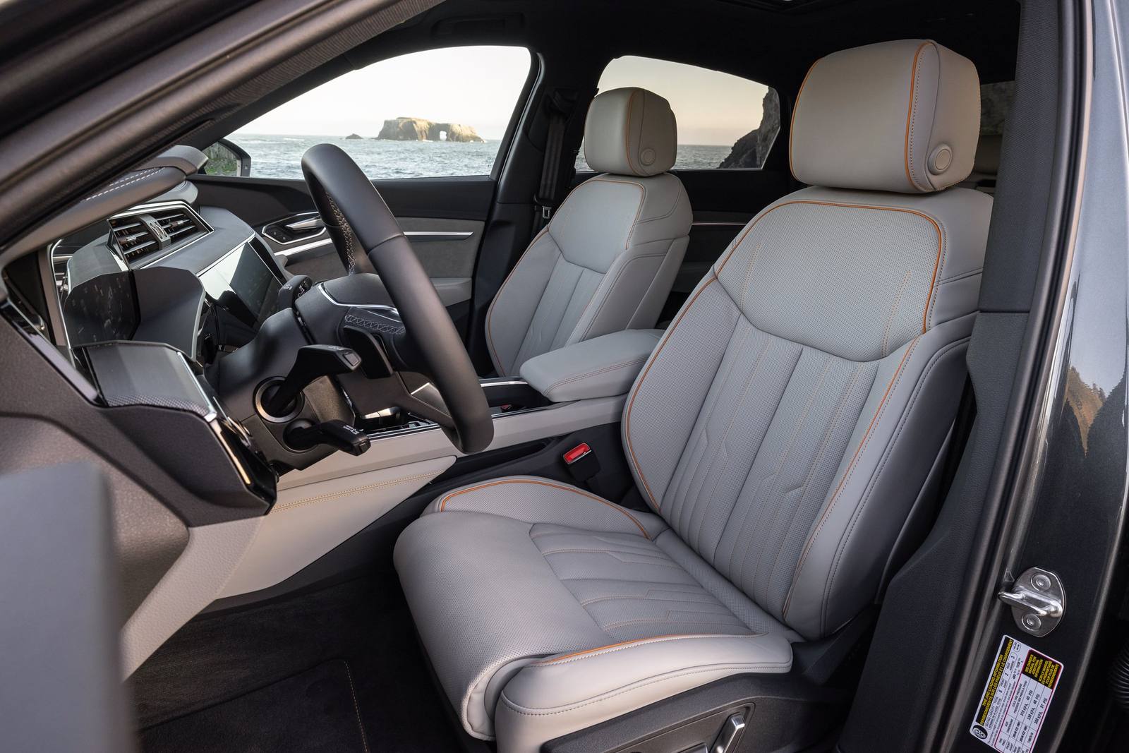 Q8 55 Sportback e-tron