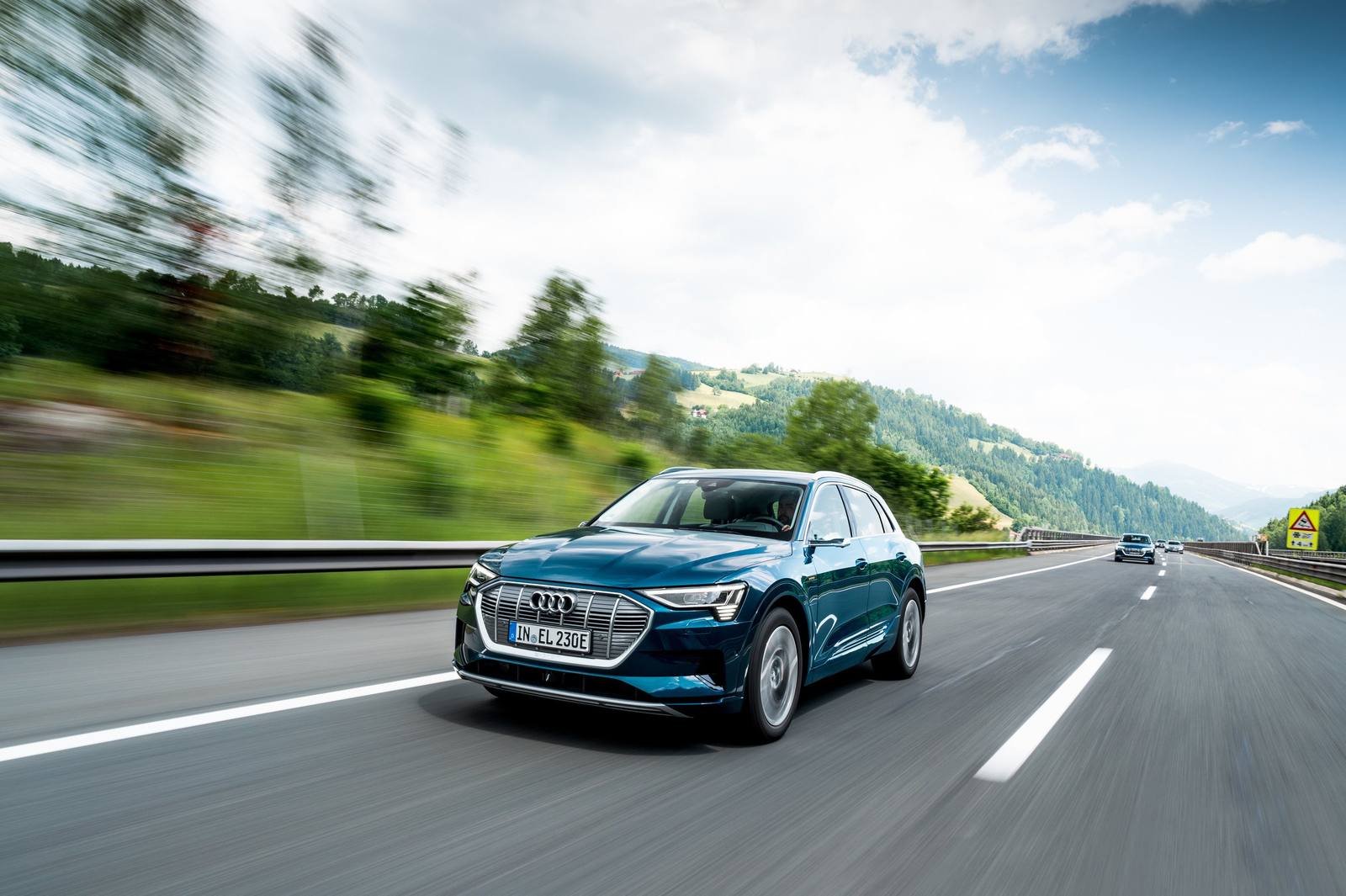 e-tron 50 quattro