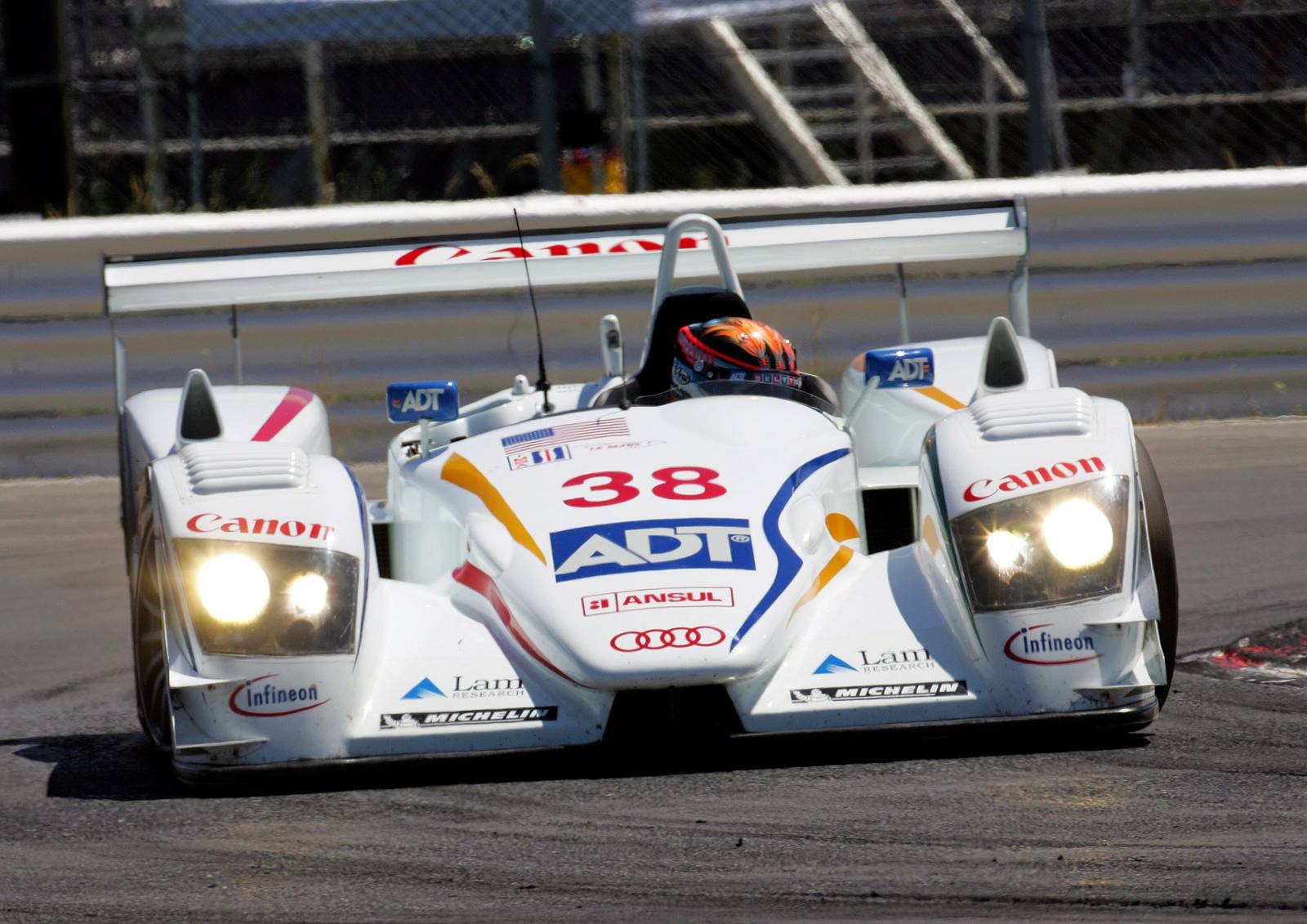 R8 (LMP) 2004