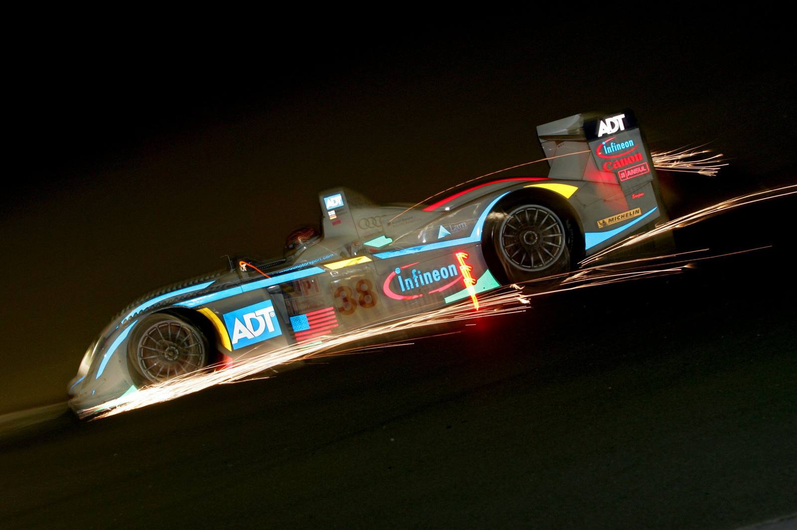 R8 (LMP) 2004