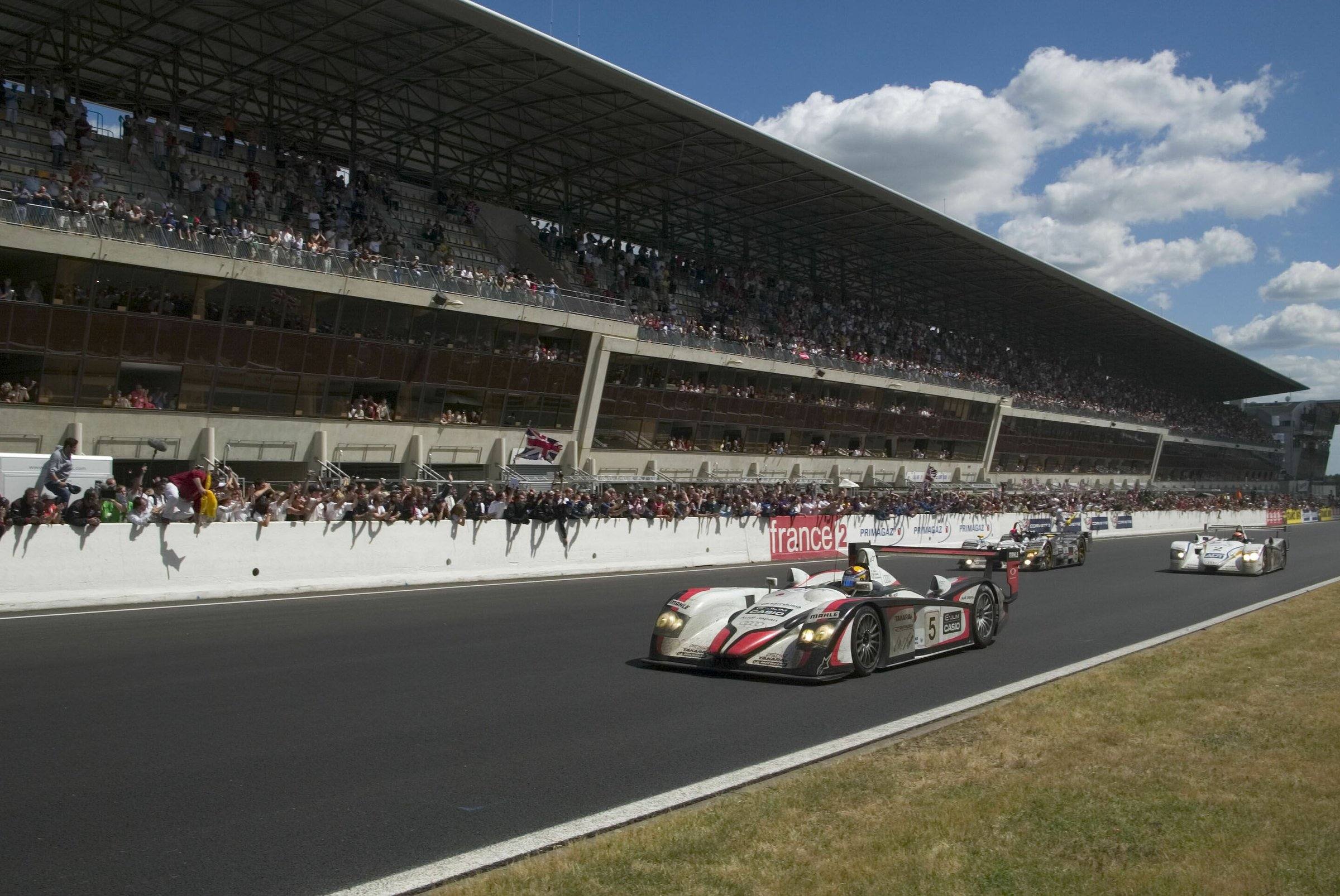 R8 (LMP) 2004