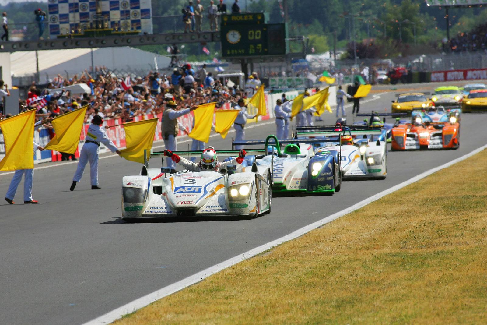 R8 (LMP) 2005