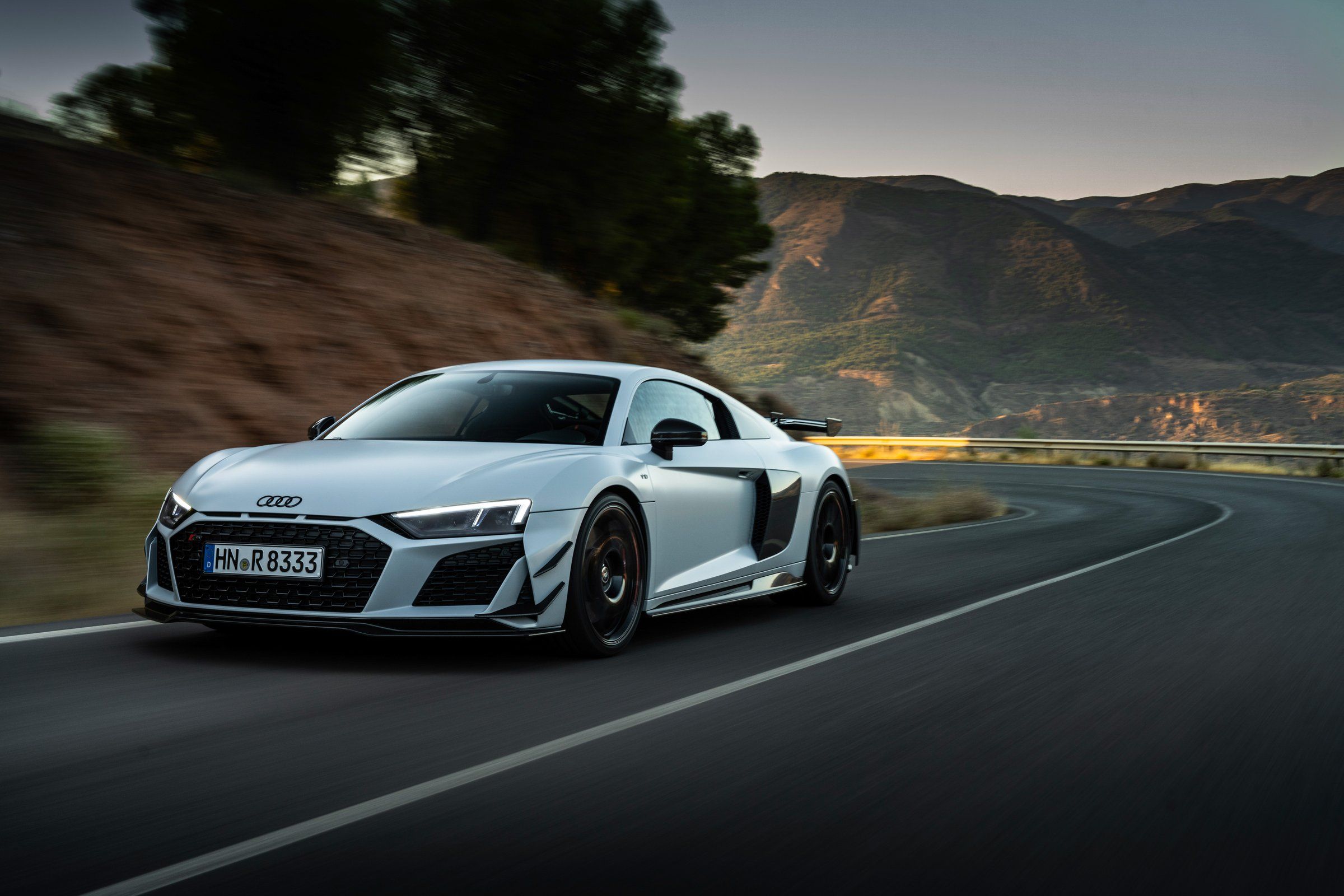 R8