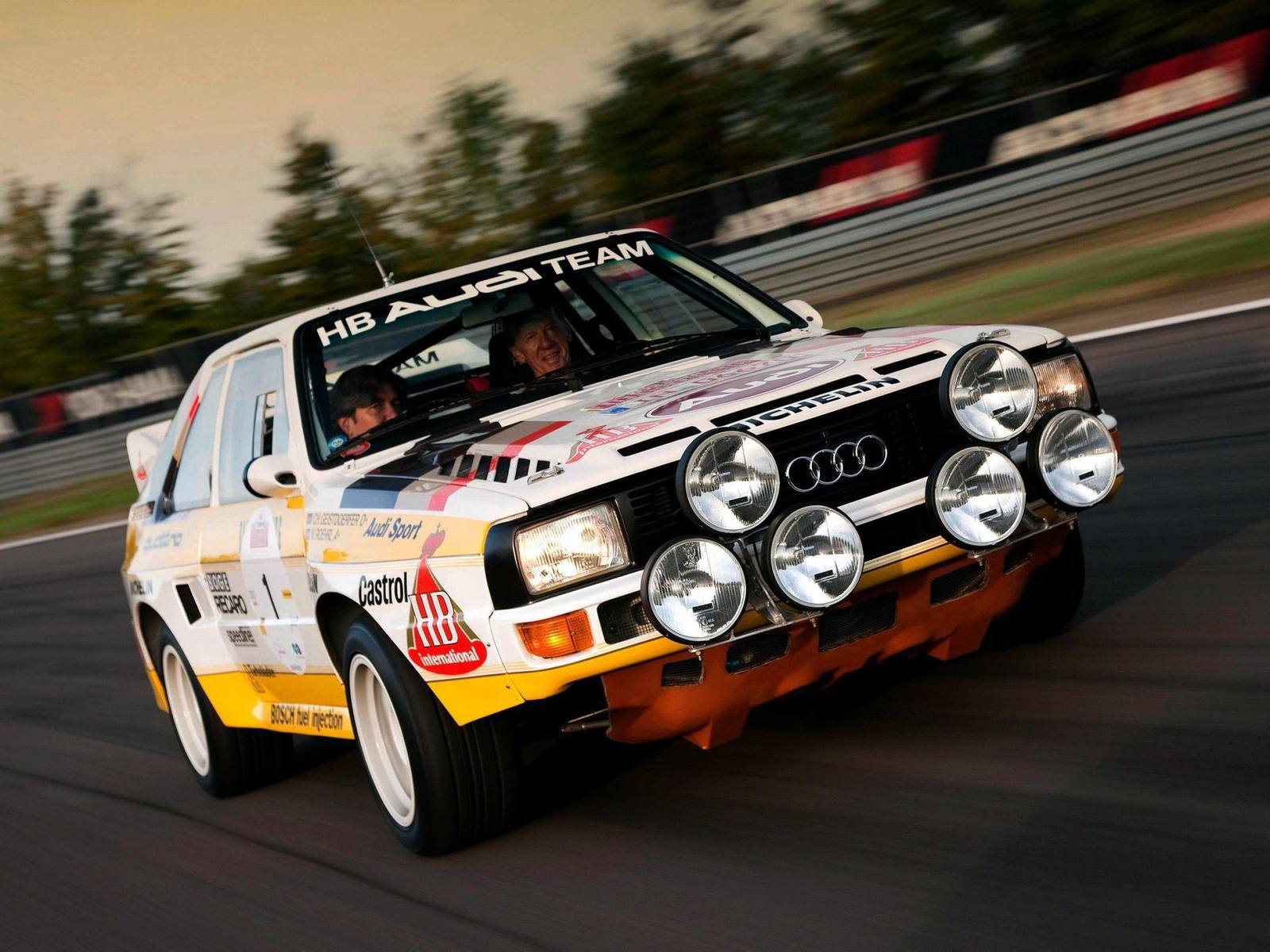 quattro A2