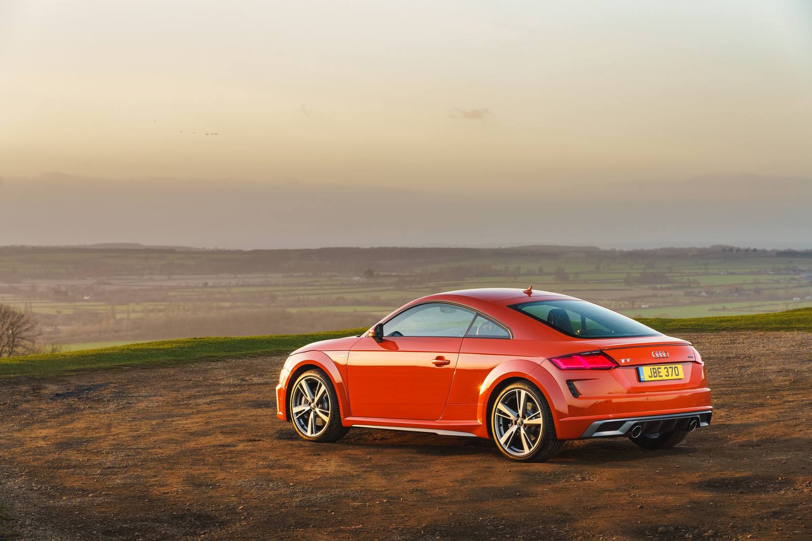 TT Coupe 45 TFSI quattro S line competition