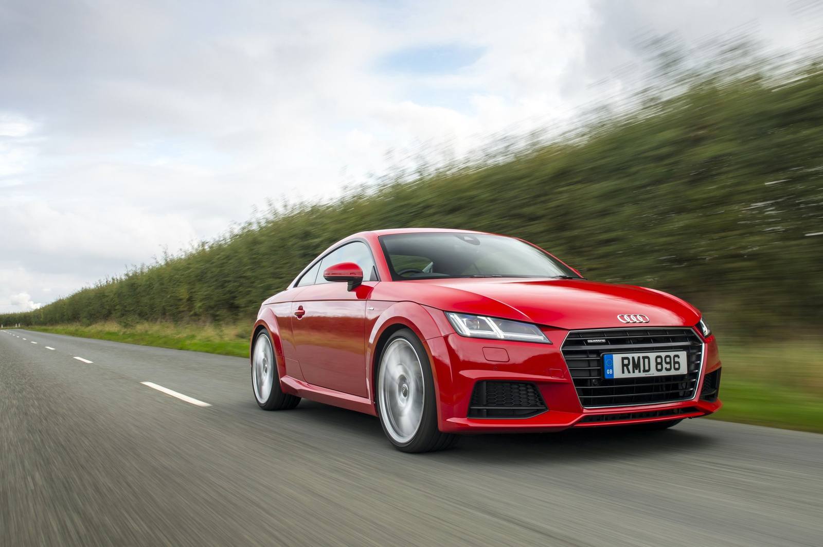 TT Coupe 1.8 TFSI 1st edition (Japan)
