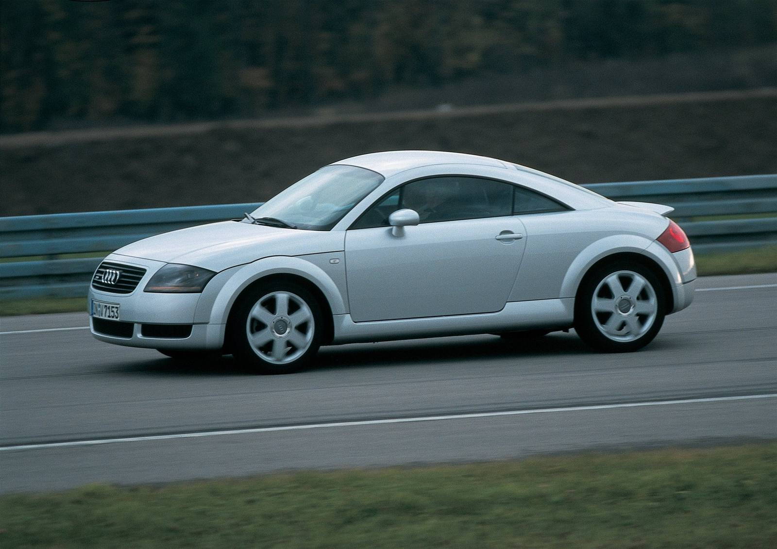 TT Coupe 1.8 T quattro DTM Edition