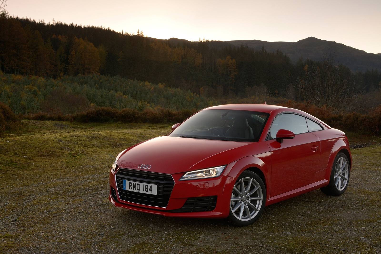 TT Coupe 1.8 TFSI 1st edition (Japan)
