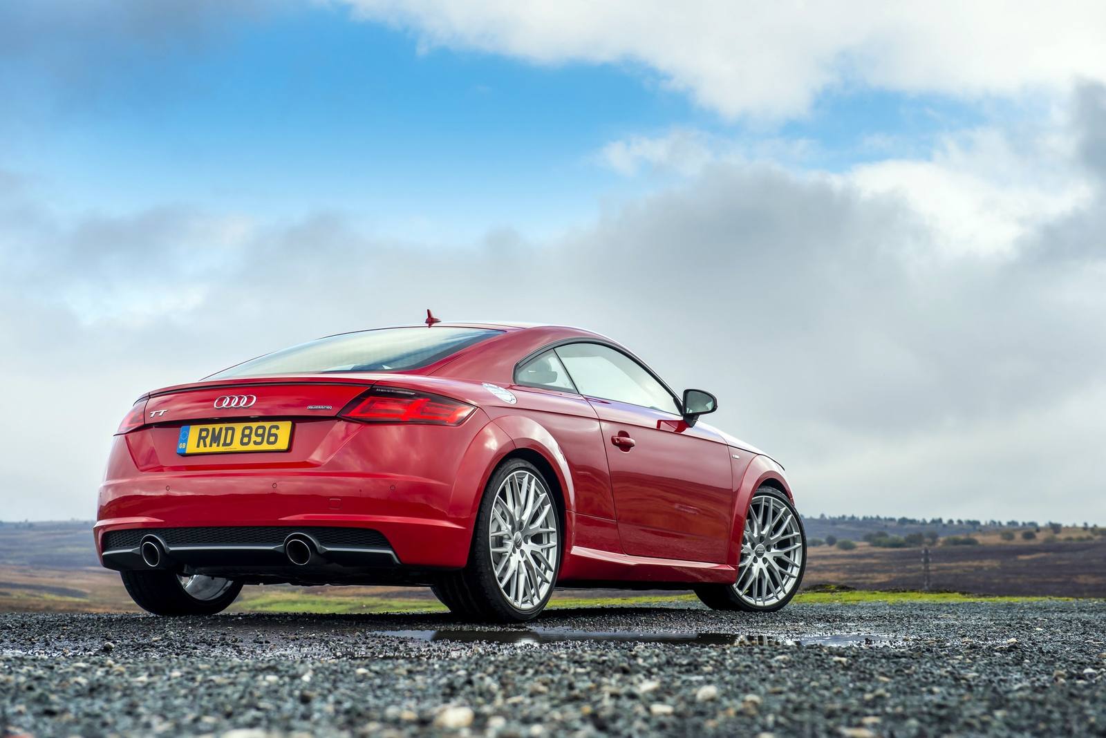 TT Coupe 1.8 TFSI 1st edition (Japan)