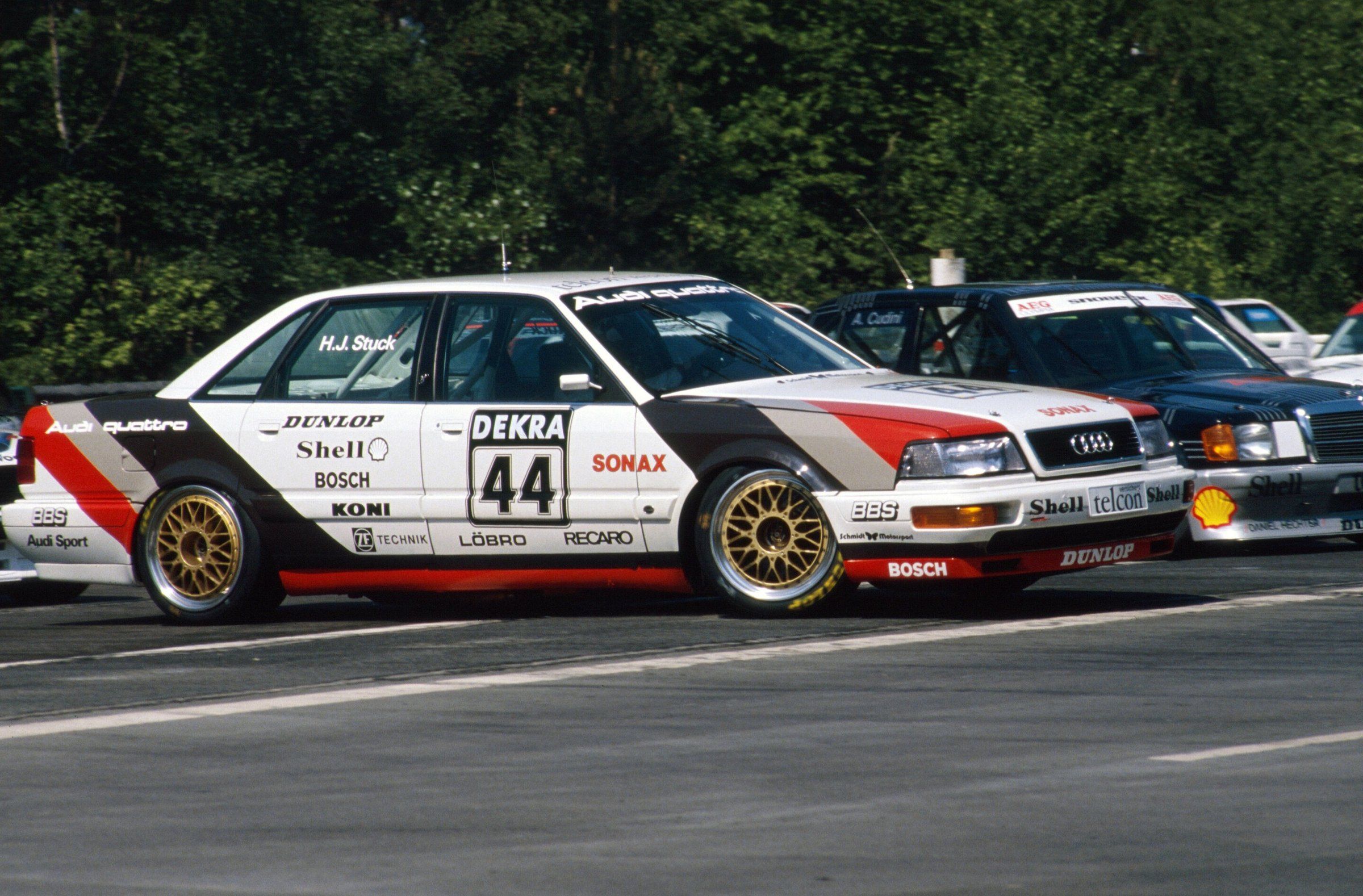 V8 quattro DTM