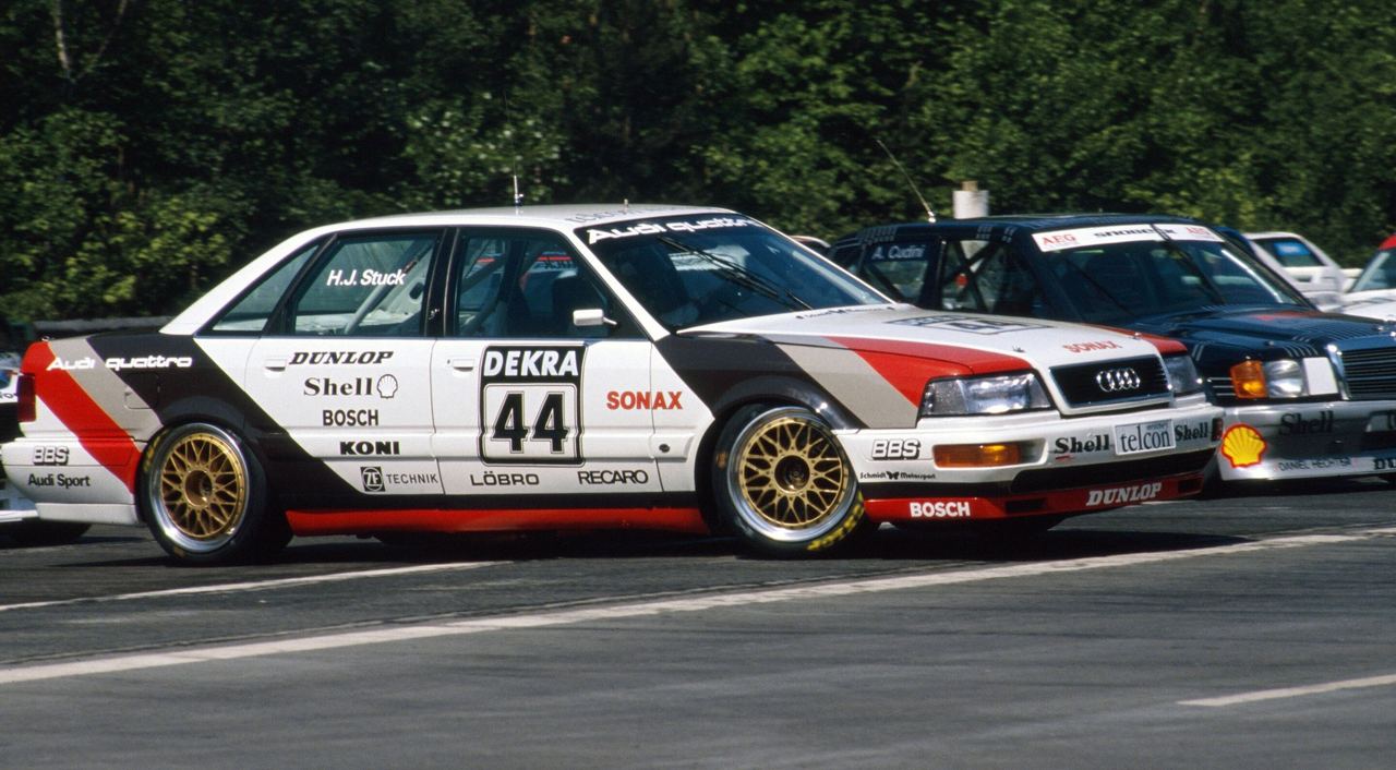 V8 quattro DTM
