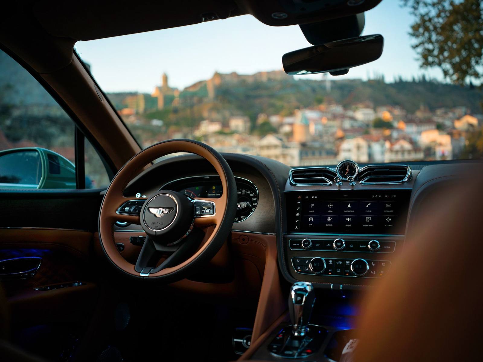 V8