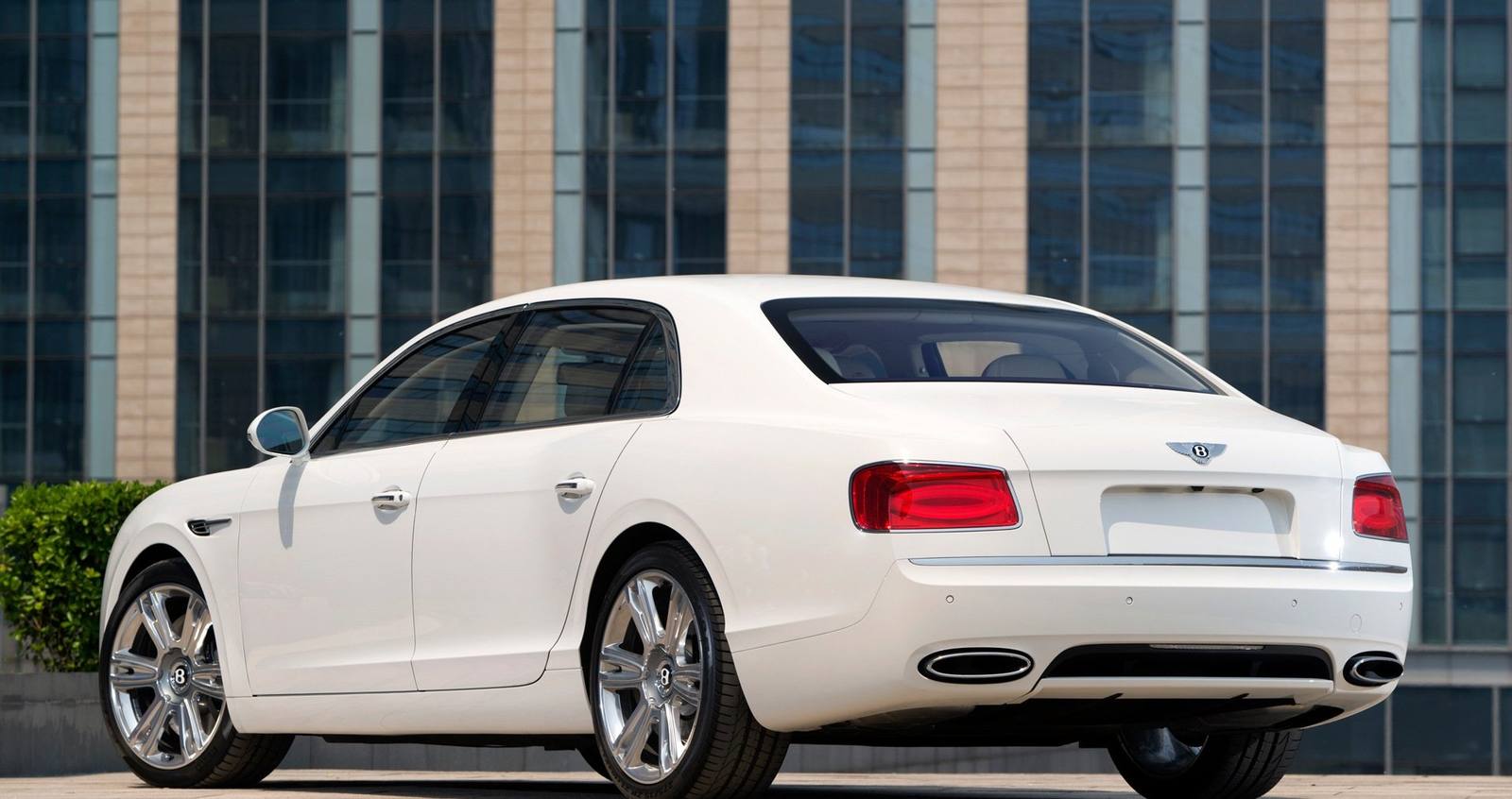 W12 (2013)