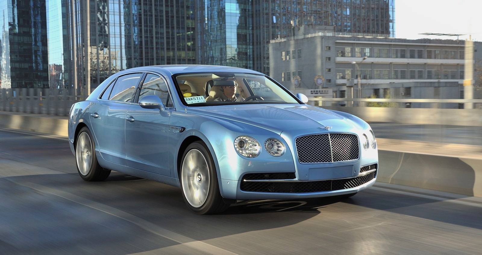 W12 (2013)