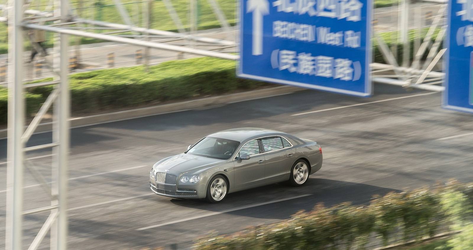 W12 (2013)