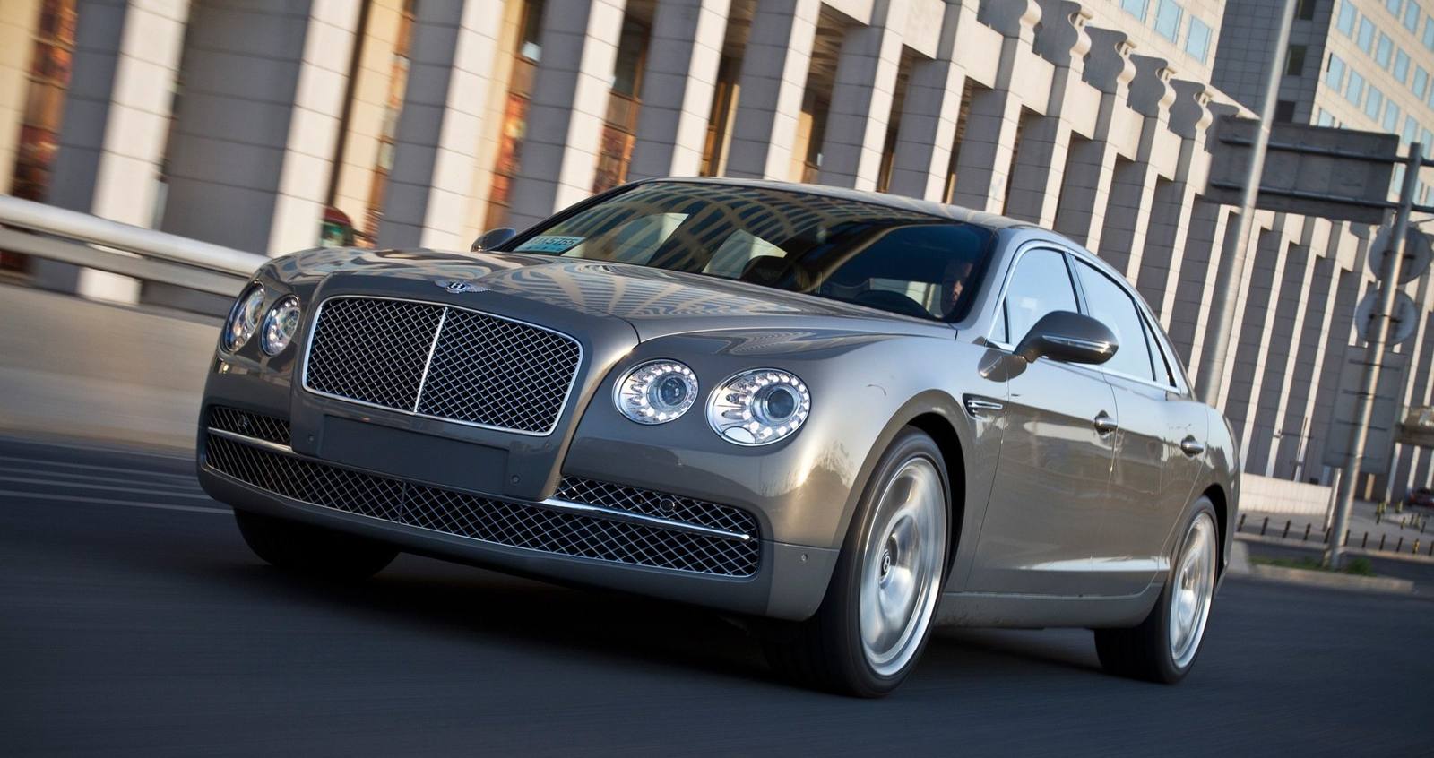 W12 (2013)