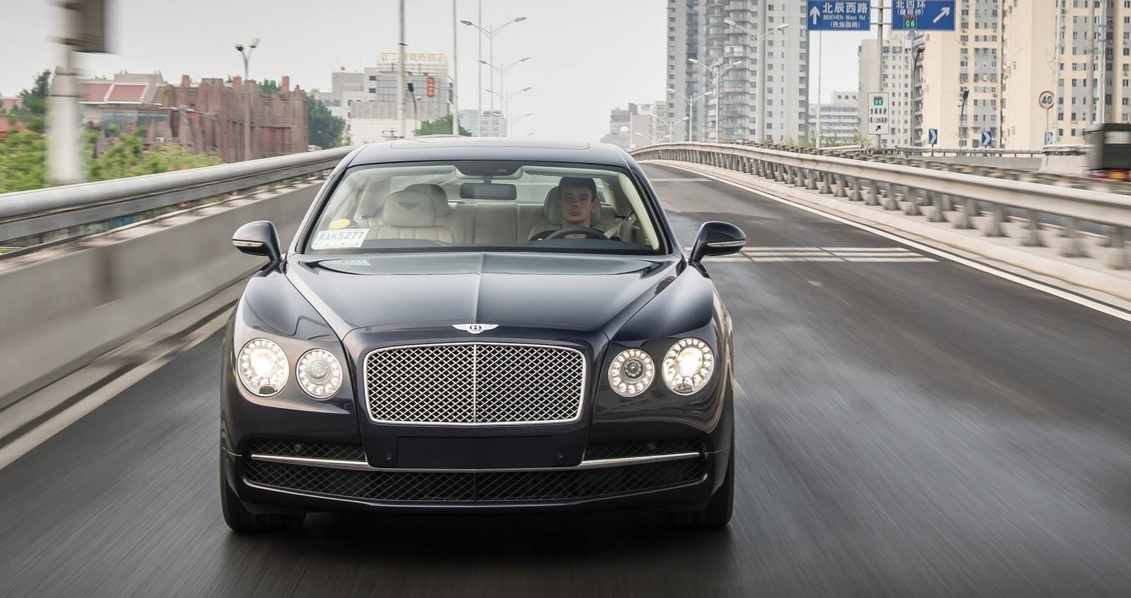 W12 (2013)
