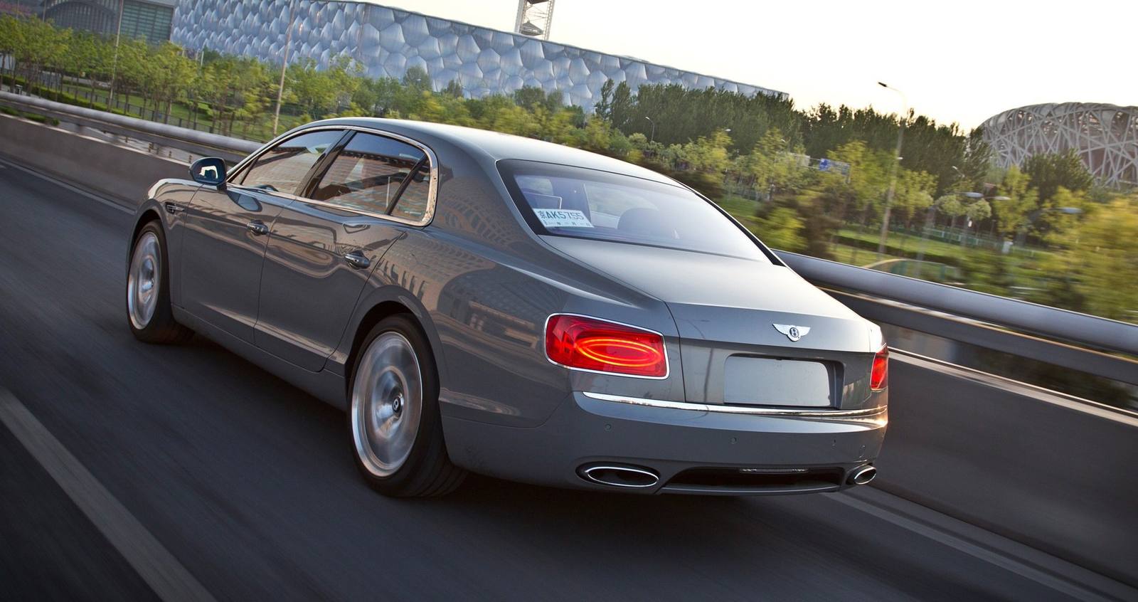 W12 (2013)