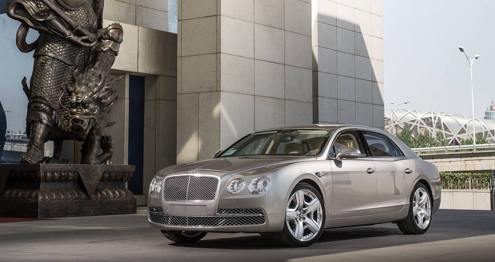 W12 (2013)