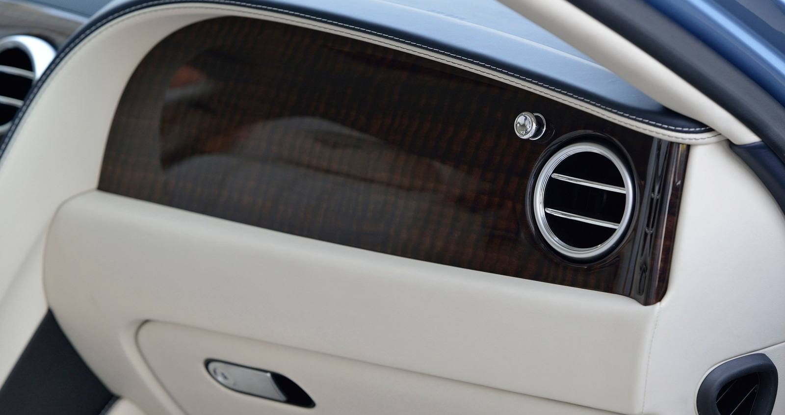 W12 (2013)